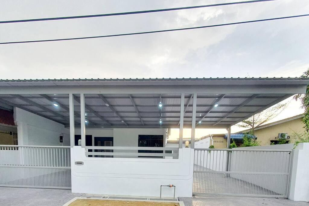 Jovial Cozy&stylish House 4room@bm Sri Rambai